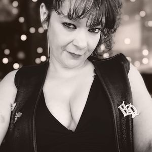 Meet your Posher, Chrystal